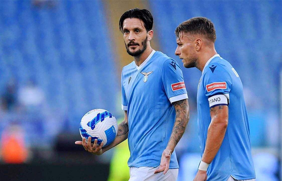 包含冲刺阶段体能课后；莱比锡调整名单备战法国杯；更衣室稳定；团队化学反应显著的词条